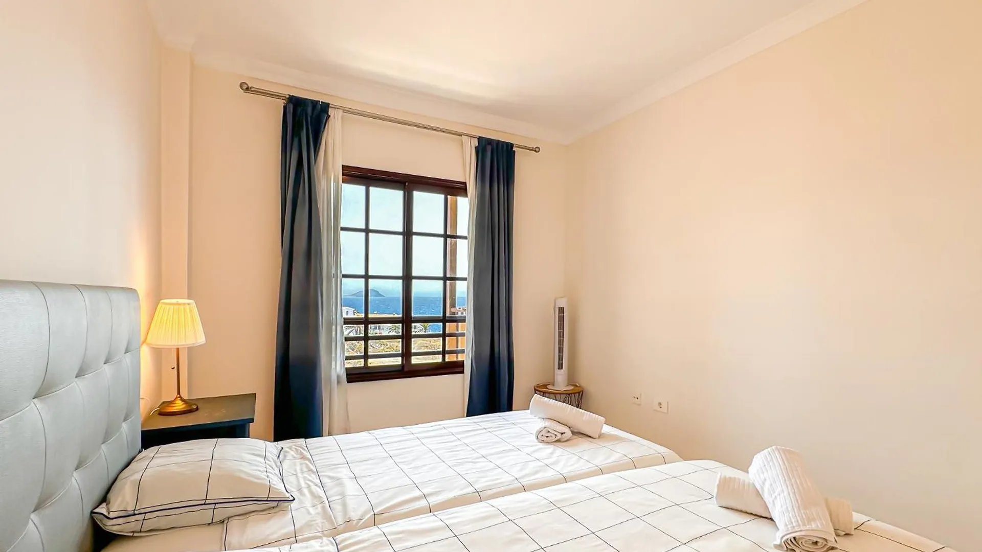 Seaside Apartment With A Sea View Costa Del Silencio Spanyolország